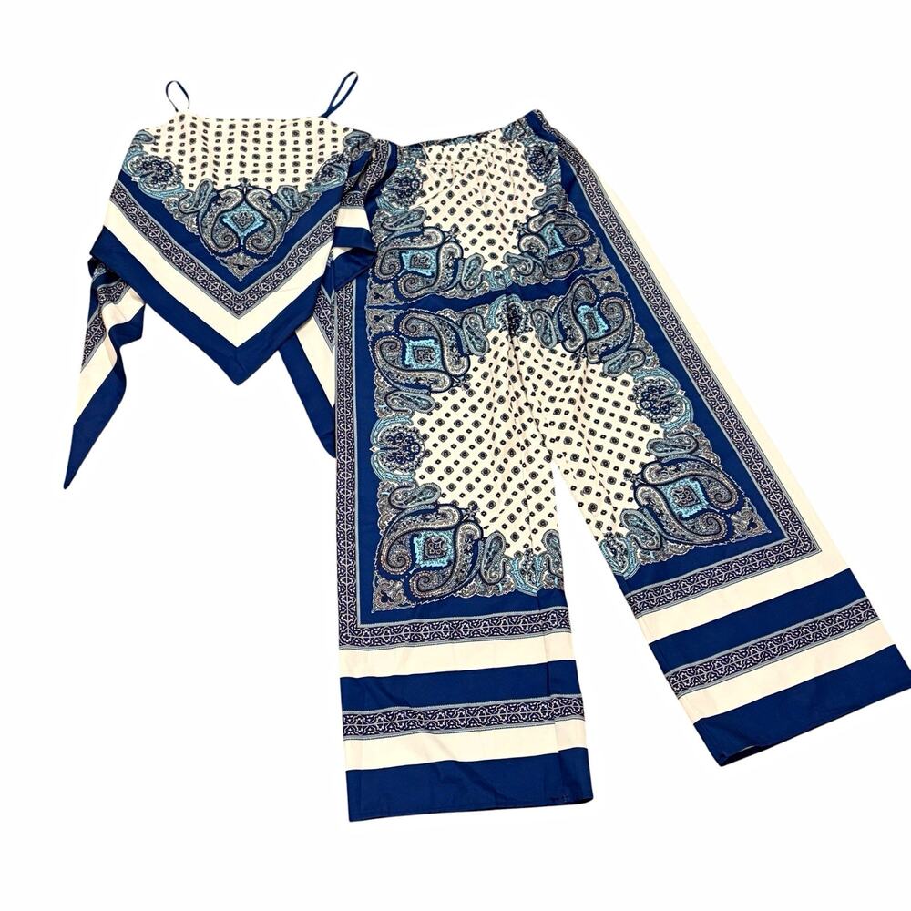 Women’s Blue/White Paisley 2-Piece Set Wide-Leg Pants & Top, Elastic, Small
